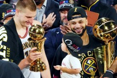 现役顶级篮球球星：詹姆斯、库里、杜兰特、哈登、东契奇赛场表现与经验解析